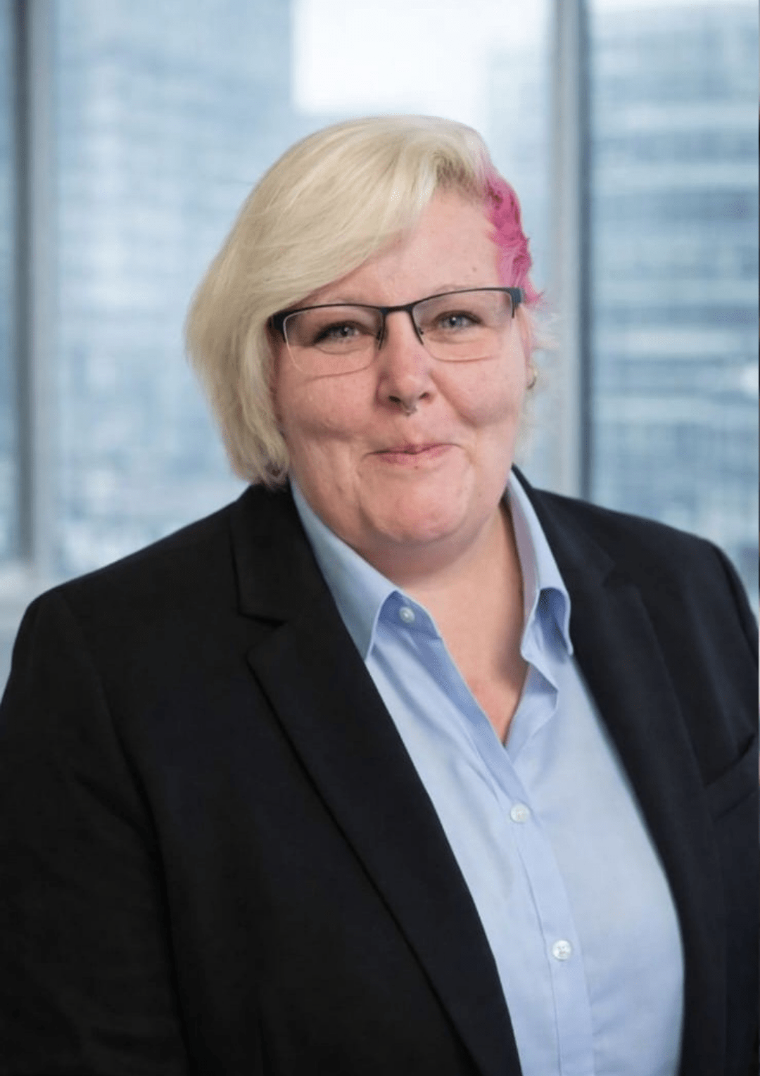 Mitarbeiterin vom Betreuungsdienst Henk Wildeshausen im modernen Büro